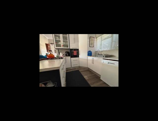 3 BEDROOM TOWNHOUSE FOR SALE IN VANDERBIJLPARK SW 5